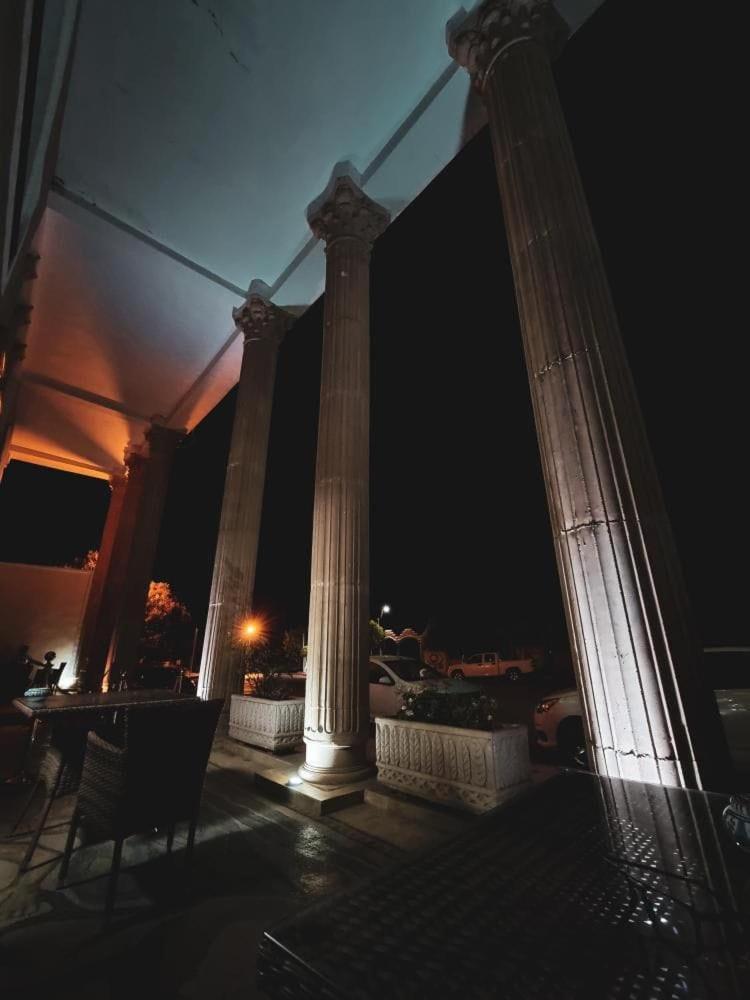 Trajan Hotel Timgad Kültér fotó
